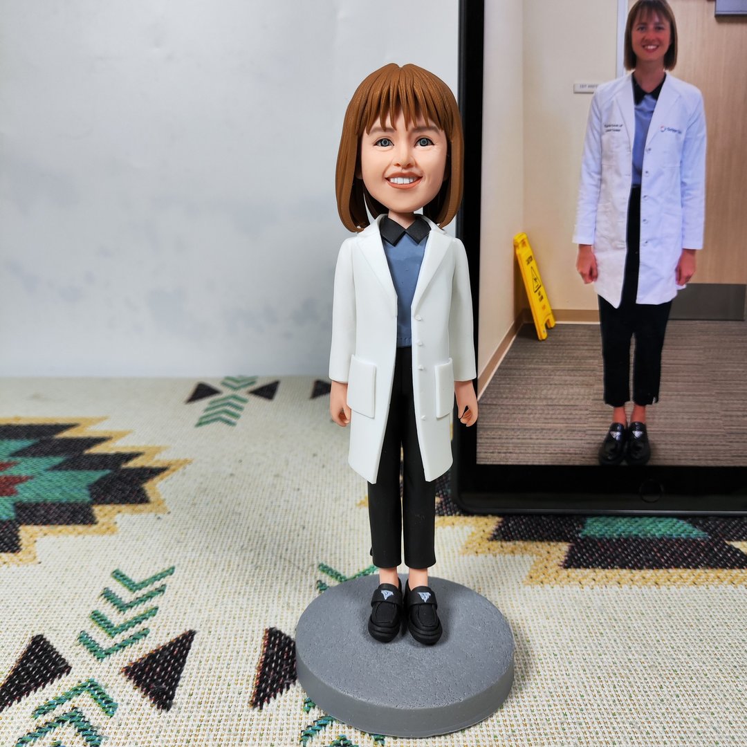 客制化人物公仔 人偶 3D人像画 似颜绘 肖像 定制 生日 纪念 医生 - 玩偶/公仔 - 粘土 多色