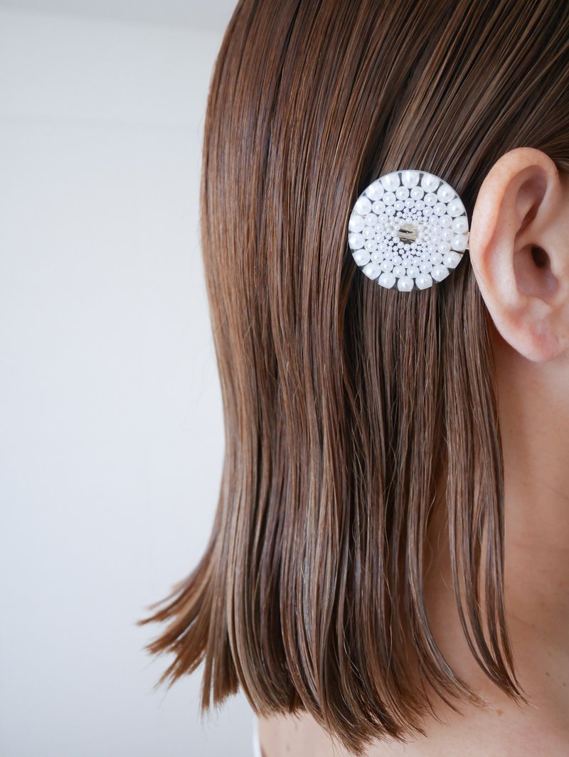 oval lace 发夹 - 发饰 - 树脂 白色