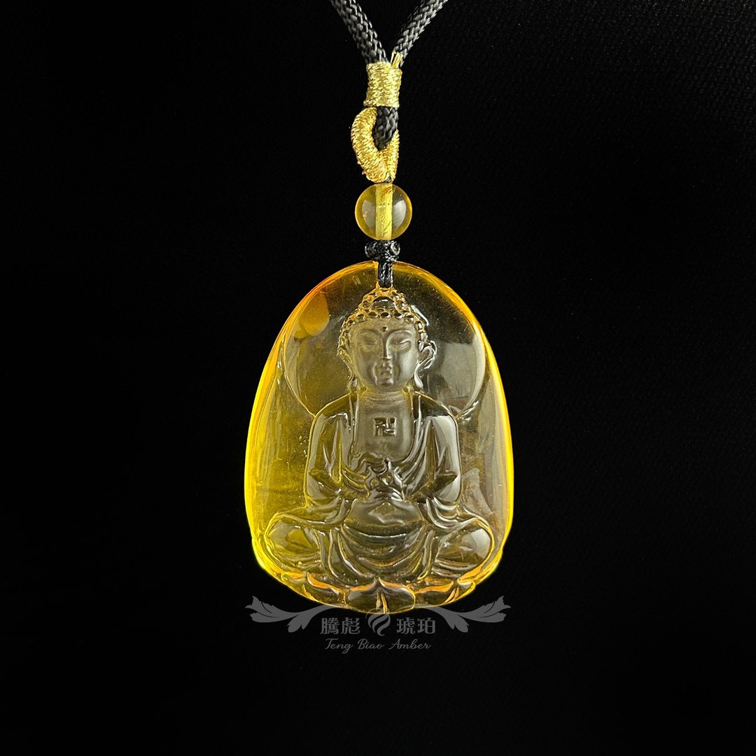 腾彪琥珀 天然波罗的海 金绞蜜蜡大日如来 避邪安神 精品坠 绳链 - 项链 - 半宝石 黄色