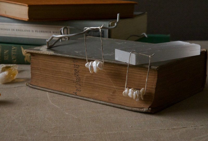 锻敲珍珠方形耳环 - 耳环/耳夹 - 铜/黄铜 白色