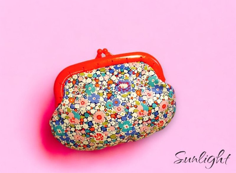 日光小巷手创 童话粉红复古小花园口金包/风景邮票集(有三款) - 手提包/手提袋 - 棉．麻 