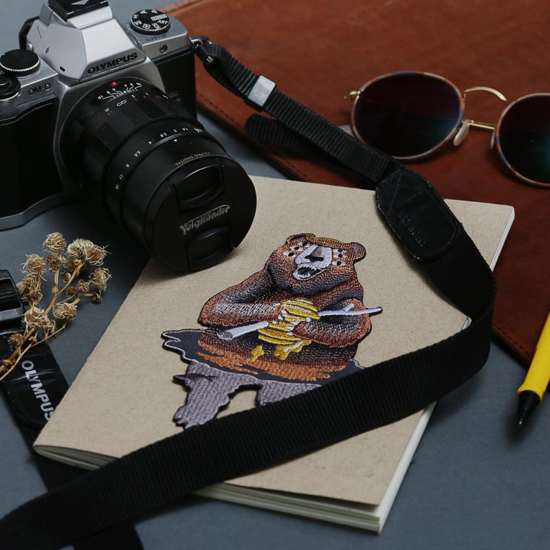 BEAR SET Embroidered Patch Design - 胸针 - 绣线 灰色