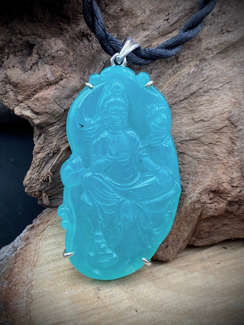 Lubar慢慢编织 台湾蓝宝(观世音雕件) 925镶台 (玻璃质) - 项链 - 玉石 蓝色