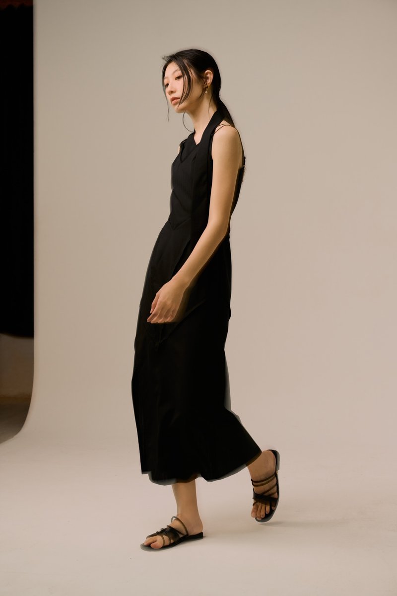 文墨开衩层次领带洋装 - 洋装/连衣裙 - 羊毛 黑色