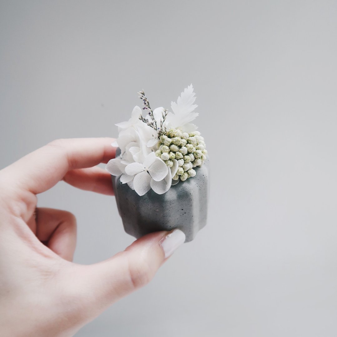 CANELÉ 法式可丽露 | 告白诗歌・干燥不凋花水泥甜点扩香摆饰 - 干燥花/捧花 - 水泥 白色