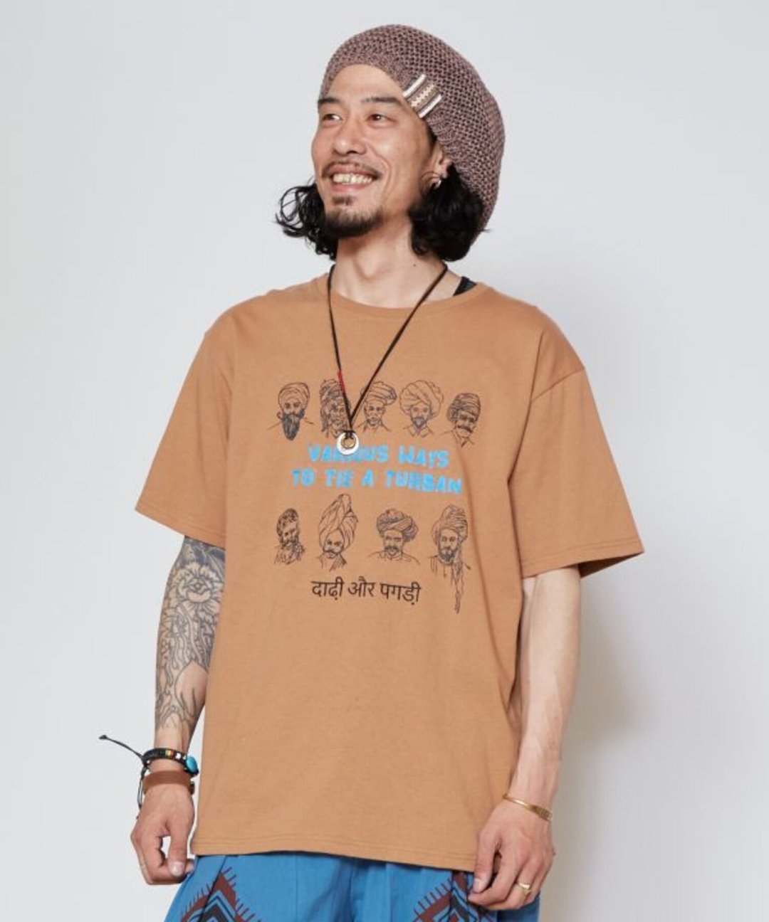 【热门预购】Amina×grn印度趣味如何绑头巾刺绣T恤(2色)JSU-4203 - 男装上衣/T 恤 - 棉 