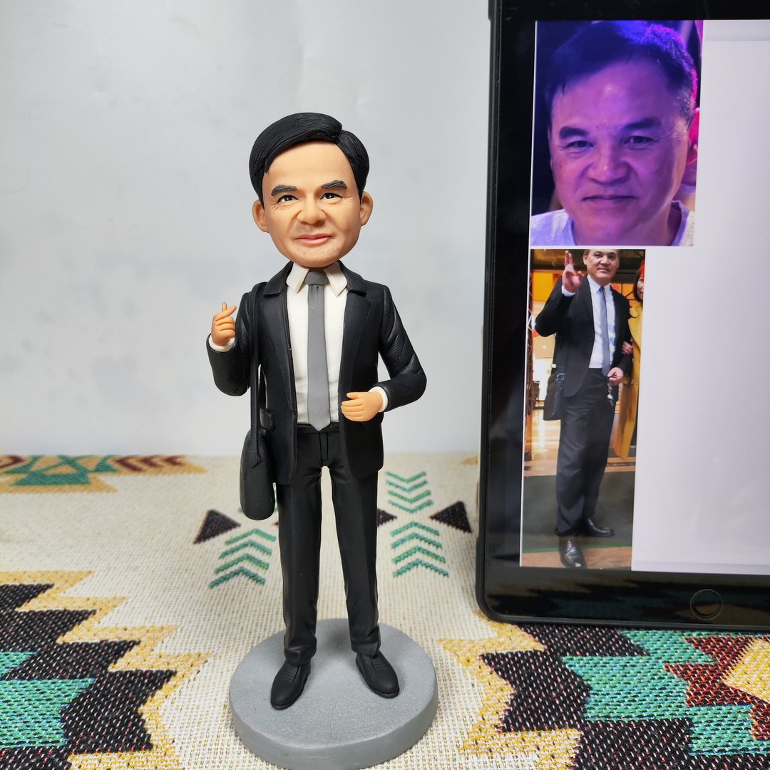 客制化人物公仔 人偶 3D人像画 似颜绘 定制 老板 生日 纪念 礼物 - 玩偶/公仔 - 粘土 多色