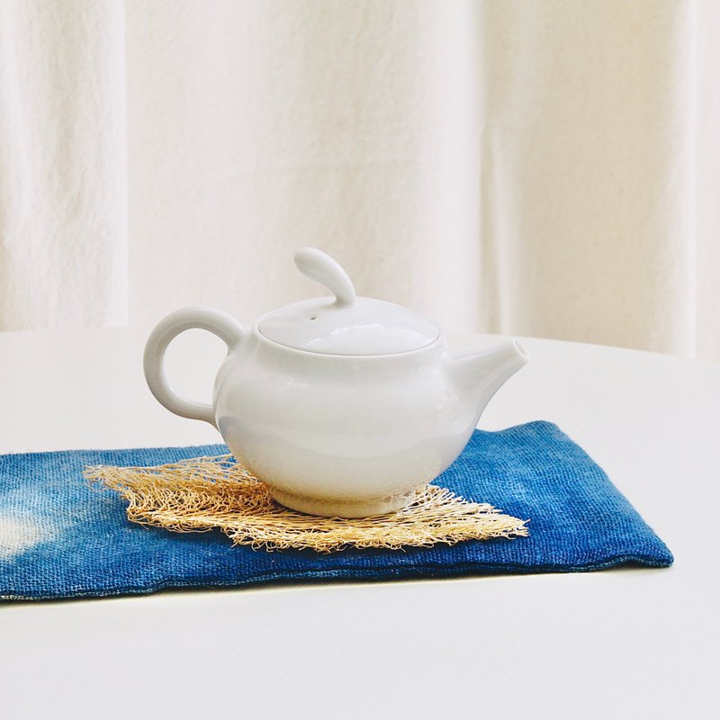 【白瓷茶具】长水滴壶钮－100ml小茶壶 - 茶具/茶杯 - 瓷 白色