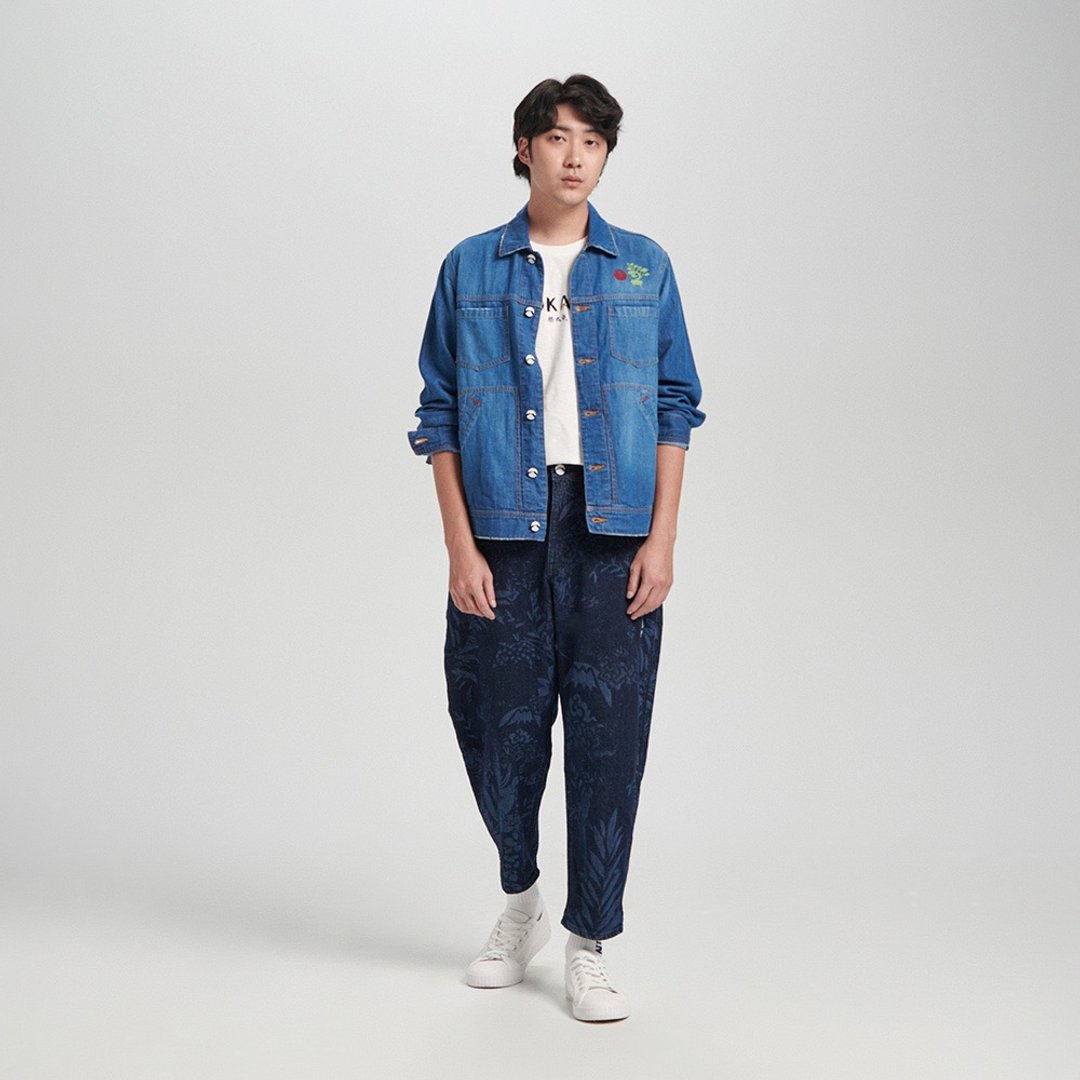 江户胜 日系 男装 植物图腾薄牛仔外套(石洗蓝) #外套#牛仔夹克 - 男装外套 - 棉 蓝色