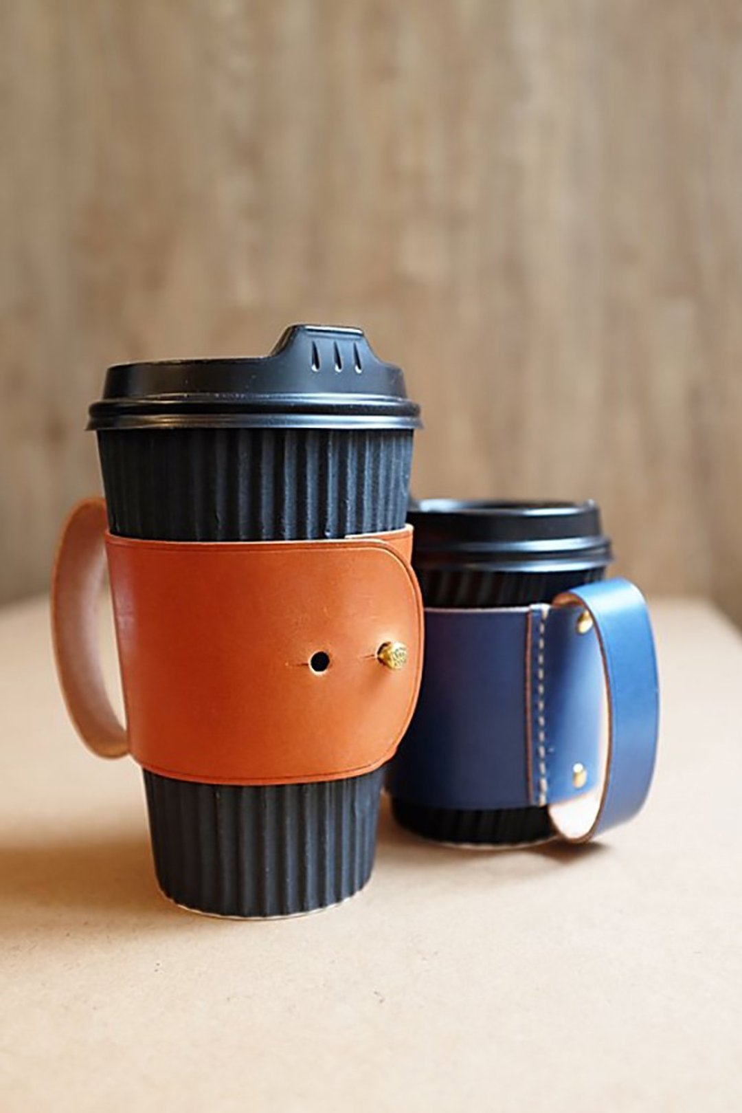 DIY材料包|咖啡杯皮套|连工具礼盒|心意卡|刻字服务|手工・定制化 - 皮件 - 真皮 橘色