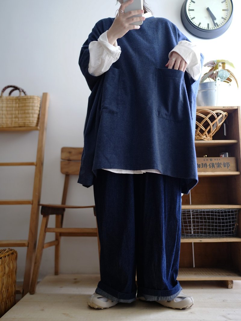 深蓝里起毛超宽版四方衣 - 女装背心 - 棉．麻 蓝色