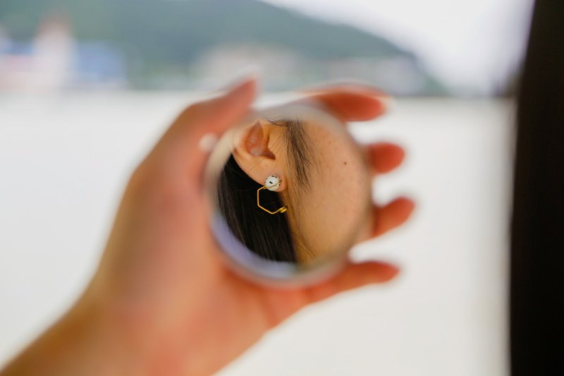 星球仪 | 黄铜手工绕线耳针 - 耳环/耳夹 - 铜/黄铜 金色