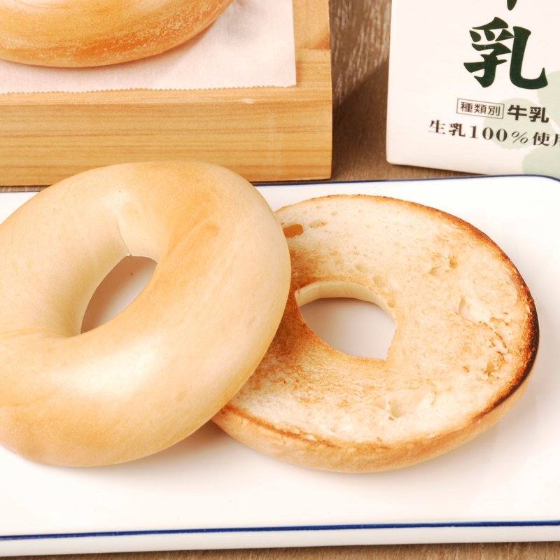 四叶鲜奶贝果 - 【牛奶海般的奶味十足】 - 面包/吐司 - 新鲜食材 
