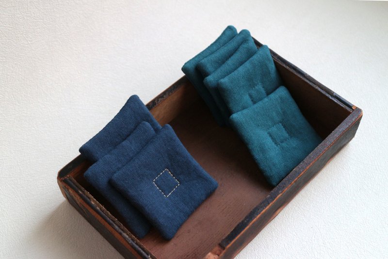 迷你方块杯垫 / 蓝色系 - 杯垫 - 棉．麻 蓝色