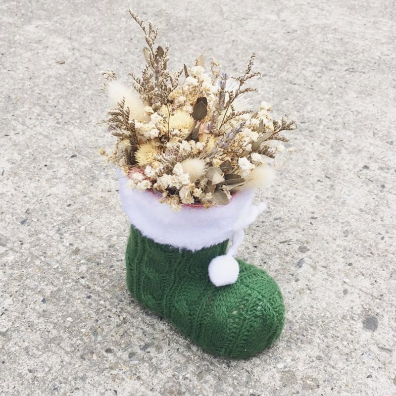 ✦ 叮叮当圣诞袜 ✦ 圣诞节限定 绿色圣诞袜干燥花装饰品 / 干燥花手作 / 朋友礼 交换礼物 居家摆饰 - 摆饰 - 植物．花 绿色
