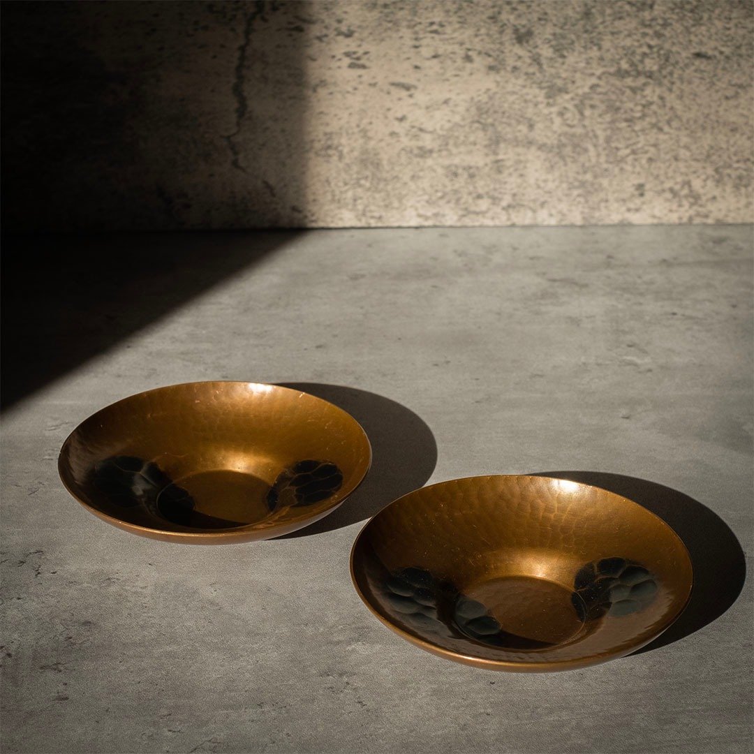 日本古美术 人间国宝【玉川堂】龟甲纹 茶托2客 锤起铜器 - 茶具/茶杯 - 铜/黄铜 