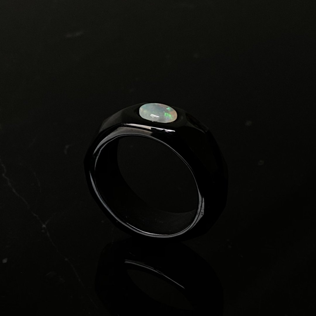 Opal and Obsidian ring - 戒指 - 石头 黑色