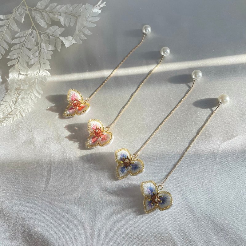 手作刺绣//露草细链式耳环//可改夹式 - 耳环/耳夹 - 绣线 白色