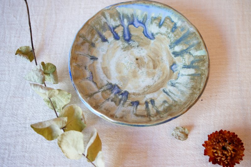 手捏日式铜蓝小碟  Ø 13cm 点心盘 酱料碟 渍物碟 碟子 - 浅碟/小碟子 - 陶 咖啡色