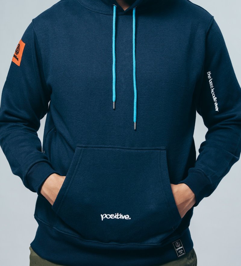 【冬季恋歌】Rebel 刺青帽T Hoodies - 中性连帽卫衣/T 恤 - 棉．麻 