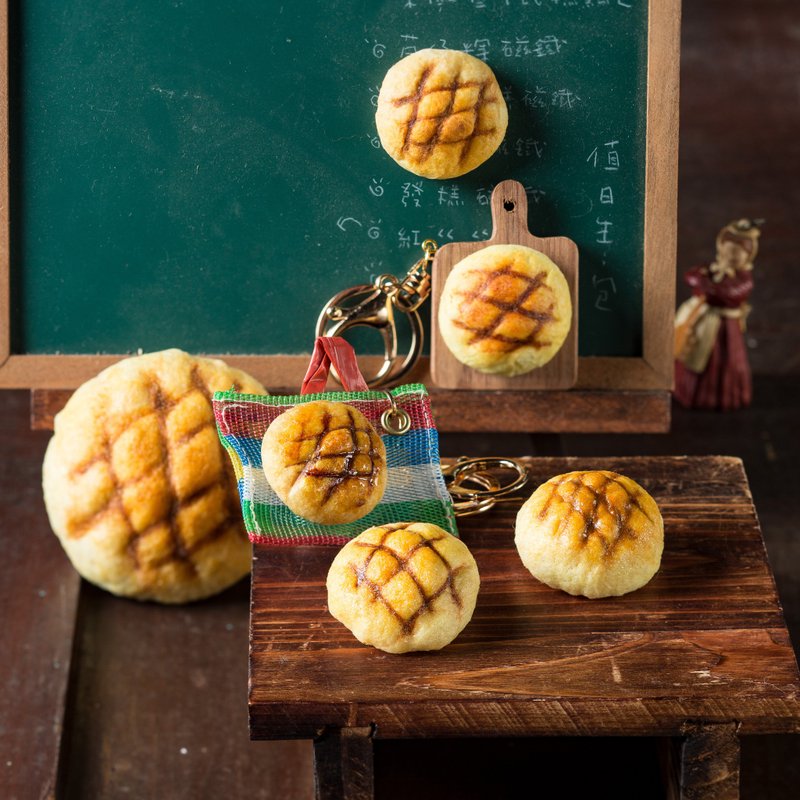 拟真羊毛毡小菠萝面包 (磁铁/别针/钥匙圈/茄芷袋) - 钥匙链/钥匙包 - 羊毛 橘色