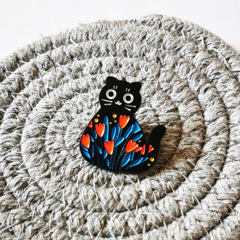 Plus 1 可爱黑色花猫金属徽章胸针心口针 - 胸针 - 其他金属 多色