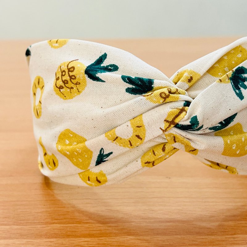 MOYA手工发箍 大胜系列 凤梨旺旺 - 发带/发箍 - 棉．麻 蓝色