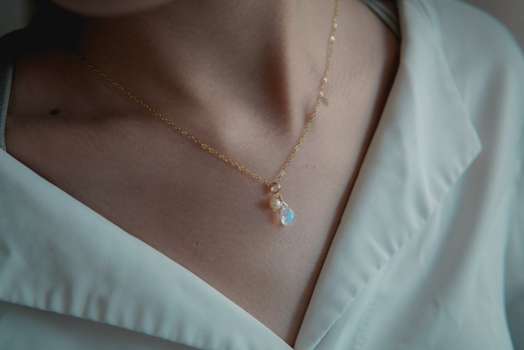 SV925/14KGF彩虹蓝光 月光石&珍珠项链 Rainbow Moonstone - 项链 - 水晶 多色