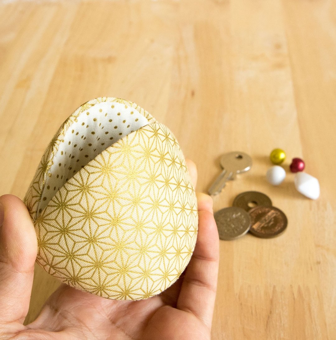 Japanese style accessories case. Elegant collection No.1 - 化妆包/杂物包 - 棉 金色