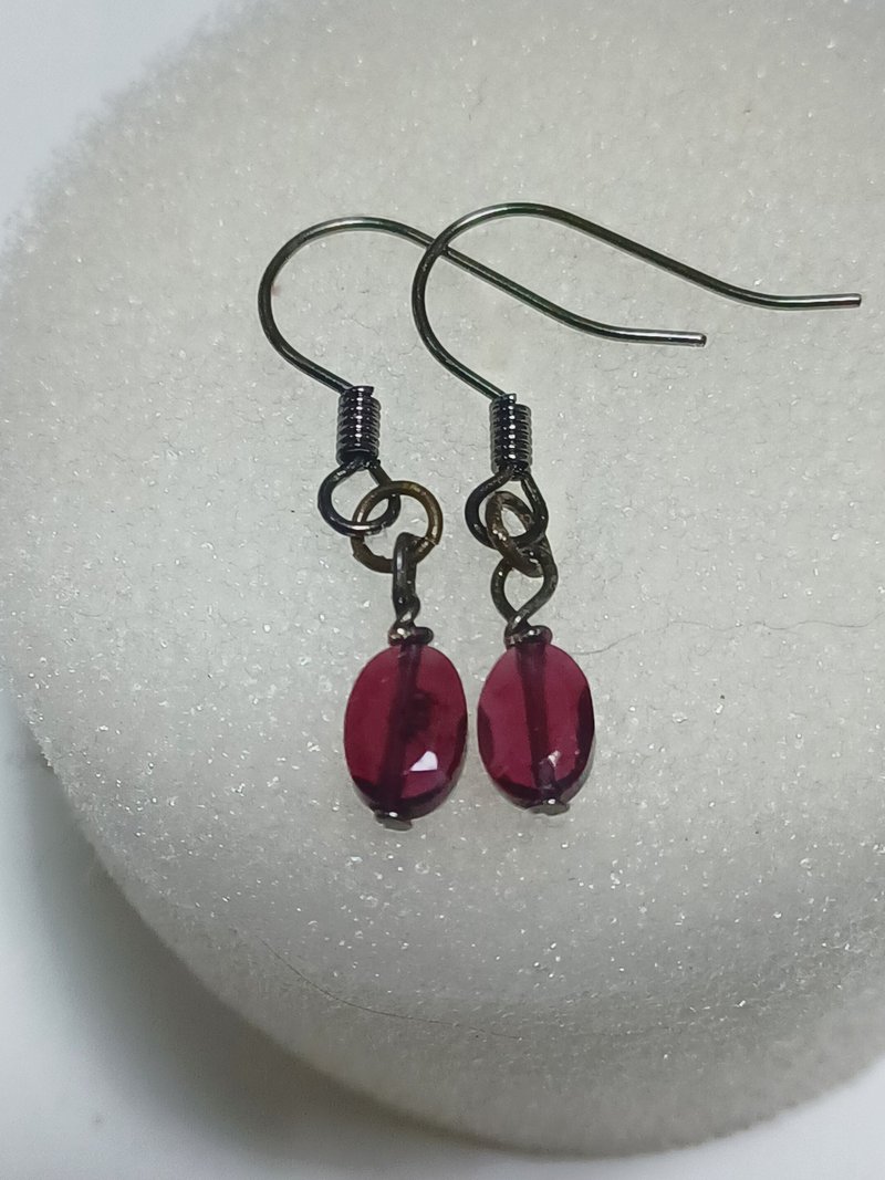 复古设计石榴石耳环 - 耳环/耳夹 - 半宝石 
