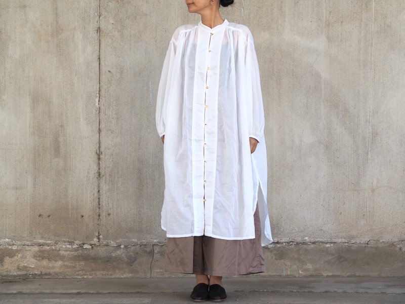 长版垂坠衬衫 / 白色 - 女装衬衫 - 棉．麻 白色