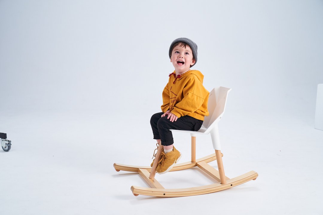 【farlin】Urchwing Baby Chair 儿童木马摇椅 - 儿童家具 - 木头 卡其色