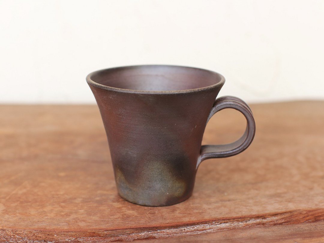Bizen ware coffee cup (middle) c1-087 - 咖啡杯/马克杯 - 陶 咖啡色