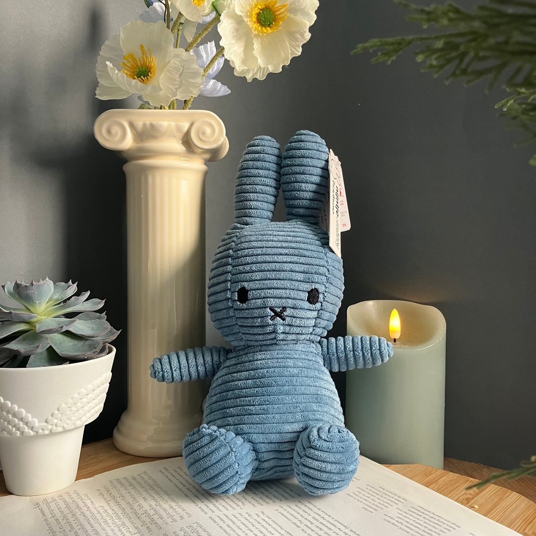 24H 出货 BON TON TOYS 米菲兔 ECO 灯芯绒填充玩偶 - 飞行蓝 23cm - 玩偶/公仔 - 聚酯纤维 蓝色