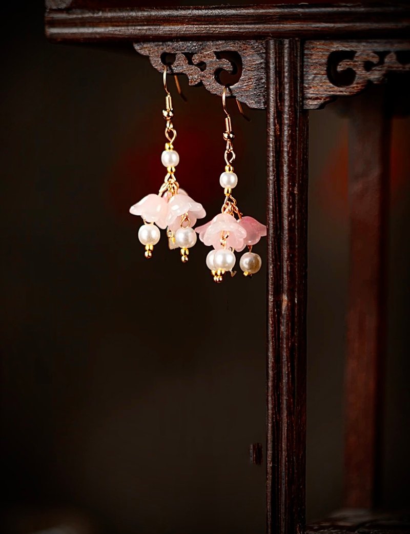 日本进口天然珍珠淡水粉色琉璃花吊坠气质耳环耳夹 - 耳环/耳夹 - 珍珠 金色
