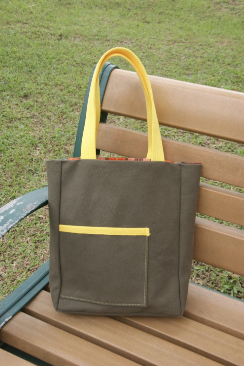 文青风格风设计深绿色帆布撞色侧背包 - 侧背包/斜挎包 - 棉．麻 