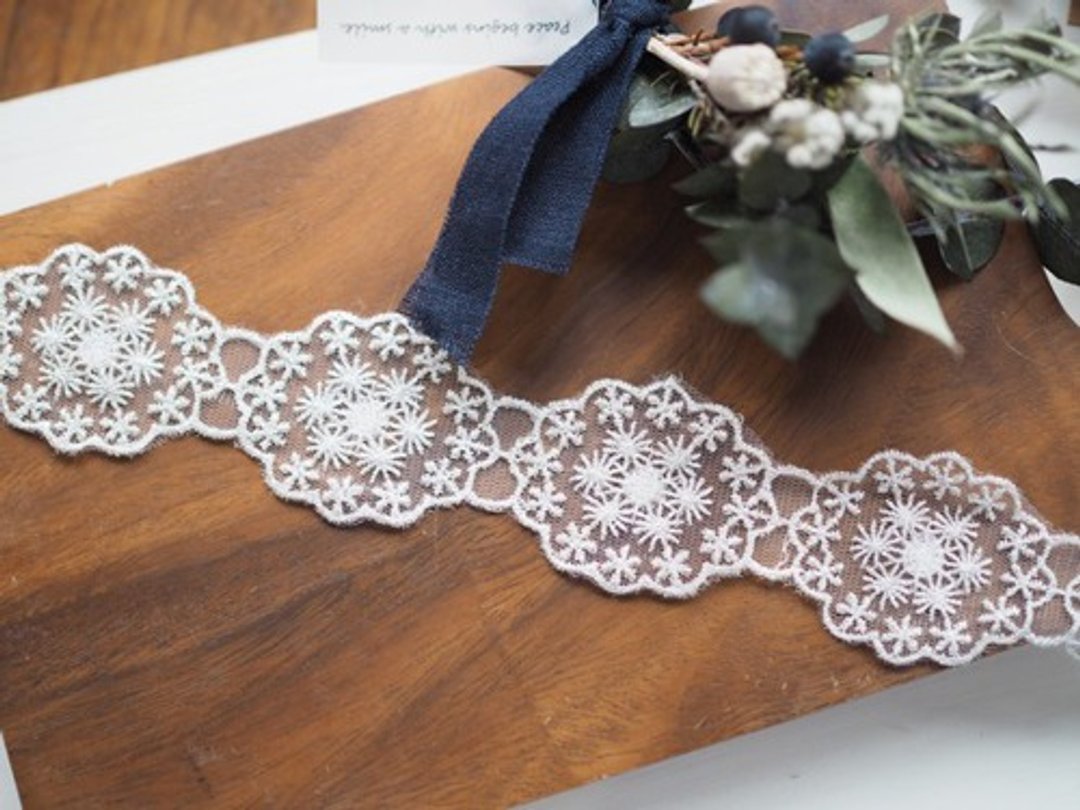 Lace blade / Silver 4.5 cm wide 1 m - 其他 - 其他材质 金色