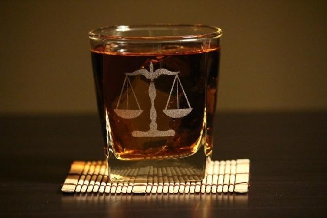 Balance rock glass - 玻璃杯 - 玻璃 
