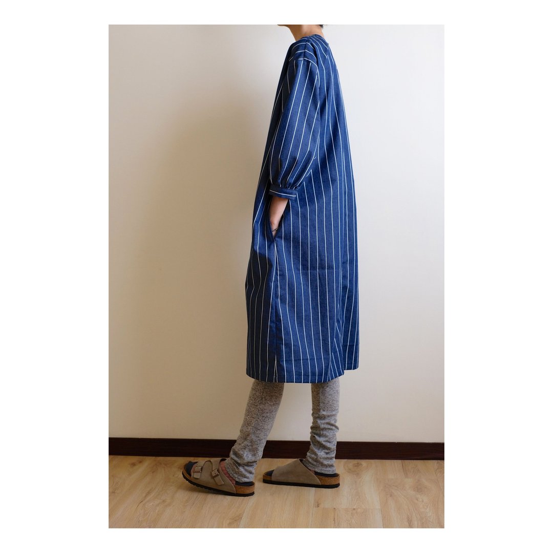 日常手作服  深蓝直条纹泡泡袖直筒洋装  纯棉 - 洋装/连衣裙 - 棉 蓝色