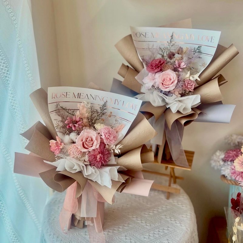 古典气质永生康乃馨花束 母亲节花束 - 干燥花/捧花 - 植物．花 多色