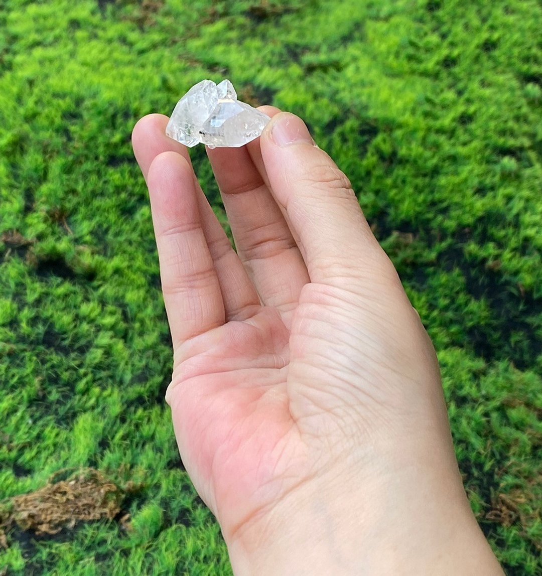 能量摆饰-精选天然冰透原矿可爱鱼眼石簇 疗愈 开运 快速出货 - 摆饰 - 水晶 白色