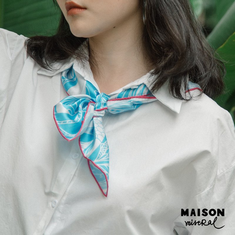 Maison Mistral 艺术家原创插画水果乐园系列  樱桃丝巾真丝方巾 - 丝巾 - 丝．绢 蓝色