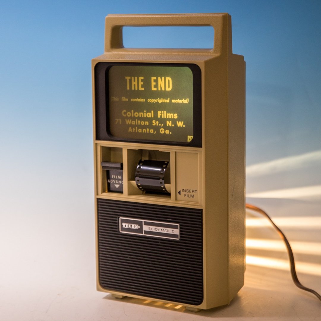 桑惠商号  美国制 1960s  Vintage 手提式幻灯机  阅报机  类IPAD - 其他 - 其他材质 多色