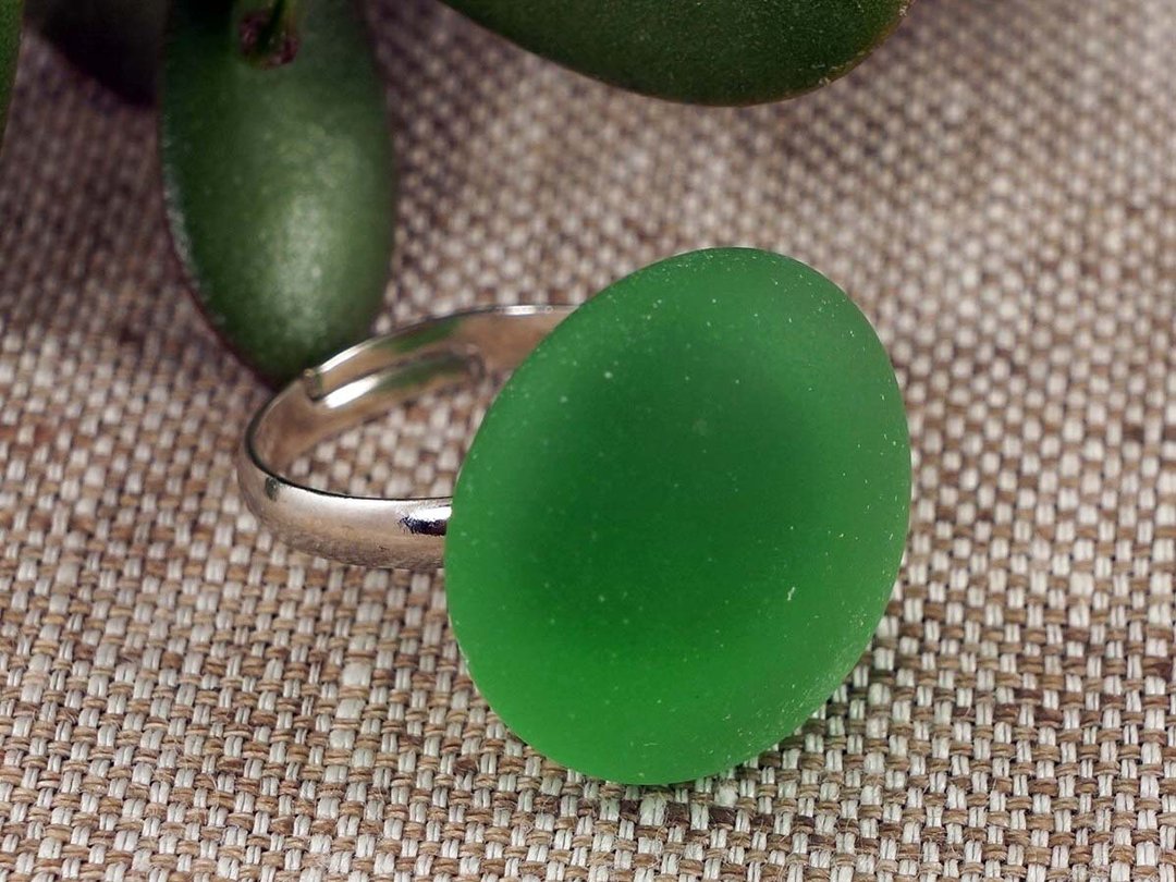 Green Sea Glass Marine Large Round Free Size Adjustable Ring Woman Jewelry Gift - 戒指 - 其他材质 绿色
