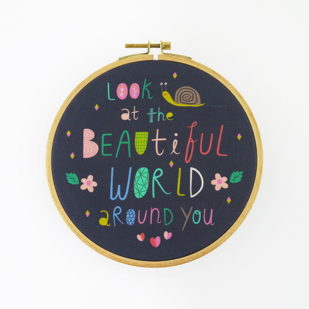 Look At The Beautiful World Around You 美丽世界复制画 刺绣框 - 摆饰 - 棉 紫色