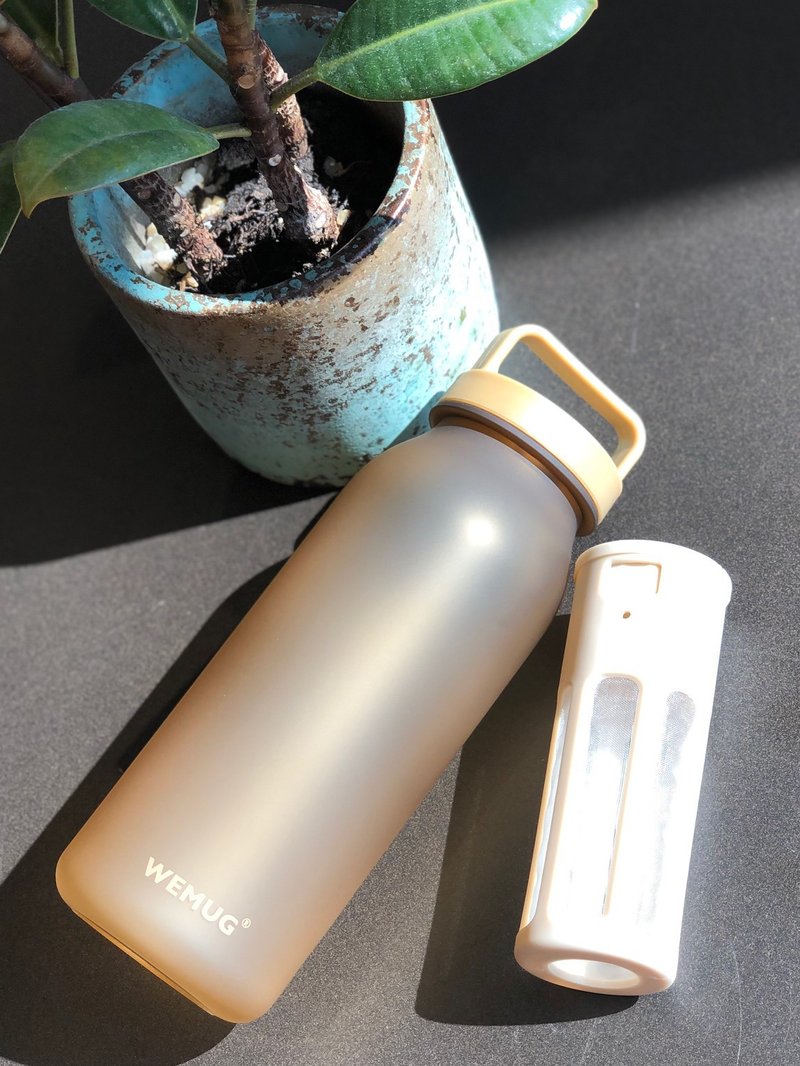 礼物 日系轻靓水瓶 提式设计 防菌 防漏随行杯 水壶水瓶- 雾面啡 - 水瓶/水壶 - 塑料 咖啡色