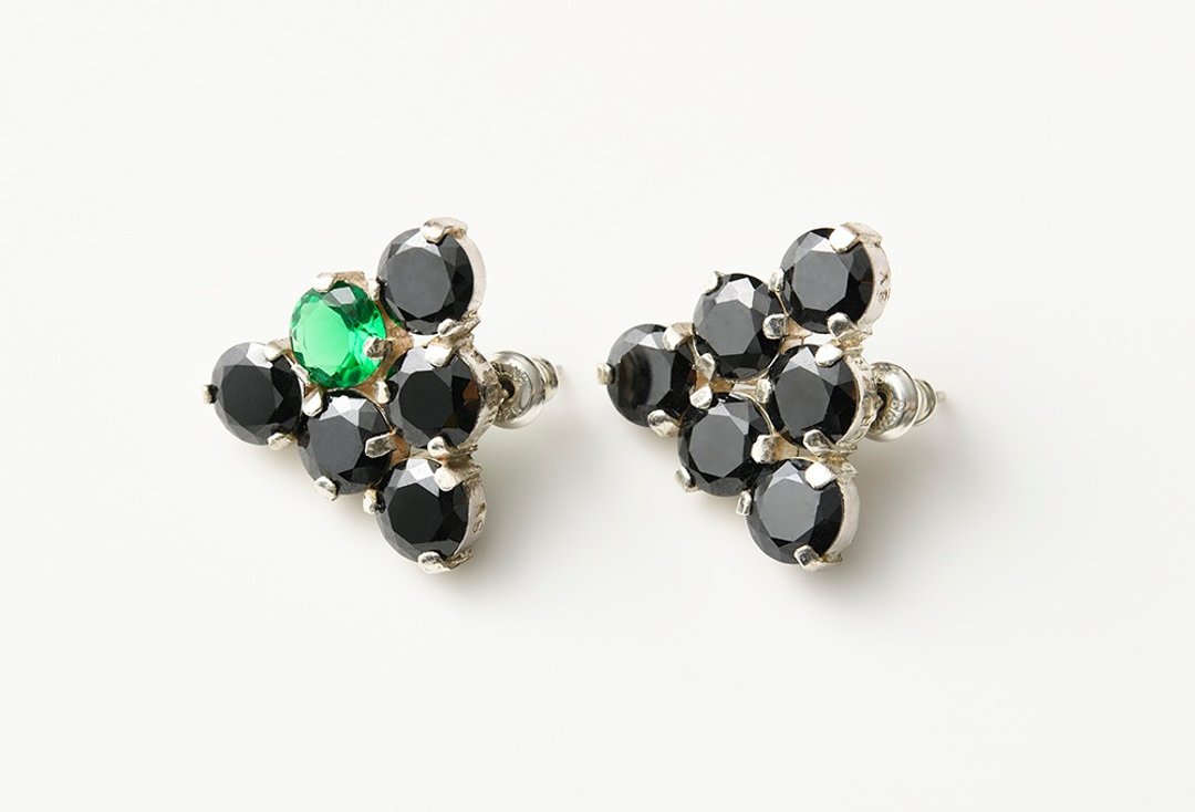CP172 (Cubic Zirconia / Emerode) - 耳环/耳夹 - 其他金属 黑色