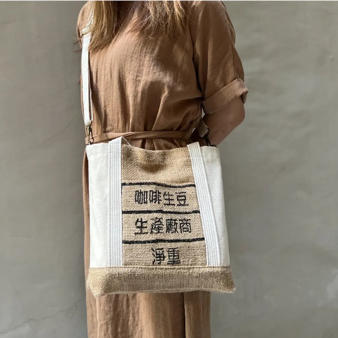 香草布蕾包 M 侧背款 - 侧背包/斜挎包 - 棉 卡其色