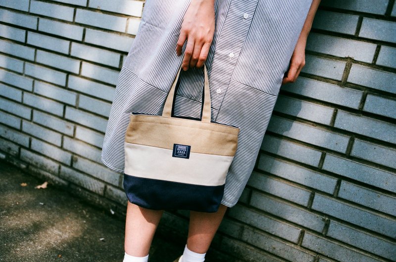 手提托特包 (饮料双杯袋) _ 卡其 米白 深蓝 - 手提包/手提袋 - 棉．麻 咖啡色