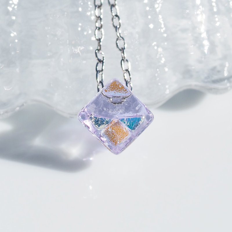 12月诞生石玻璃(堇青石【小巧款】)链坠项链 【可选棉绳、Silver 925】【预约制作】 - 项链 - 玻璃 紫色